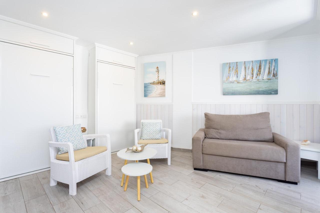 Classbnb - 3 Apartments 50M From The Las Americas Promenade أرونا المظهر الخارجي الصورة