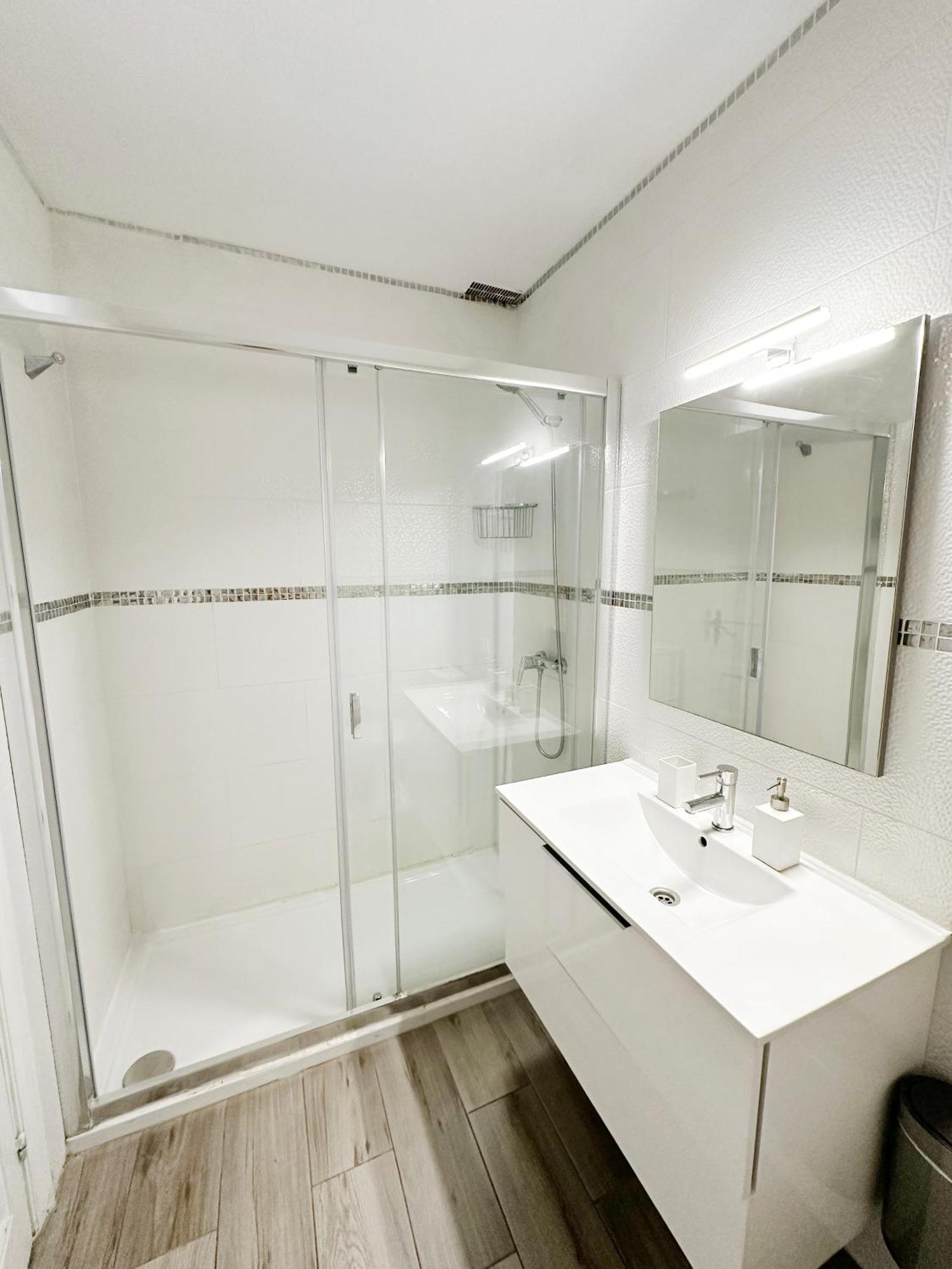 Classbnb - 3 Apartments 50M From The Las Americas Promenade أرونا المظهر الخارجي الصورة