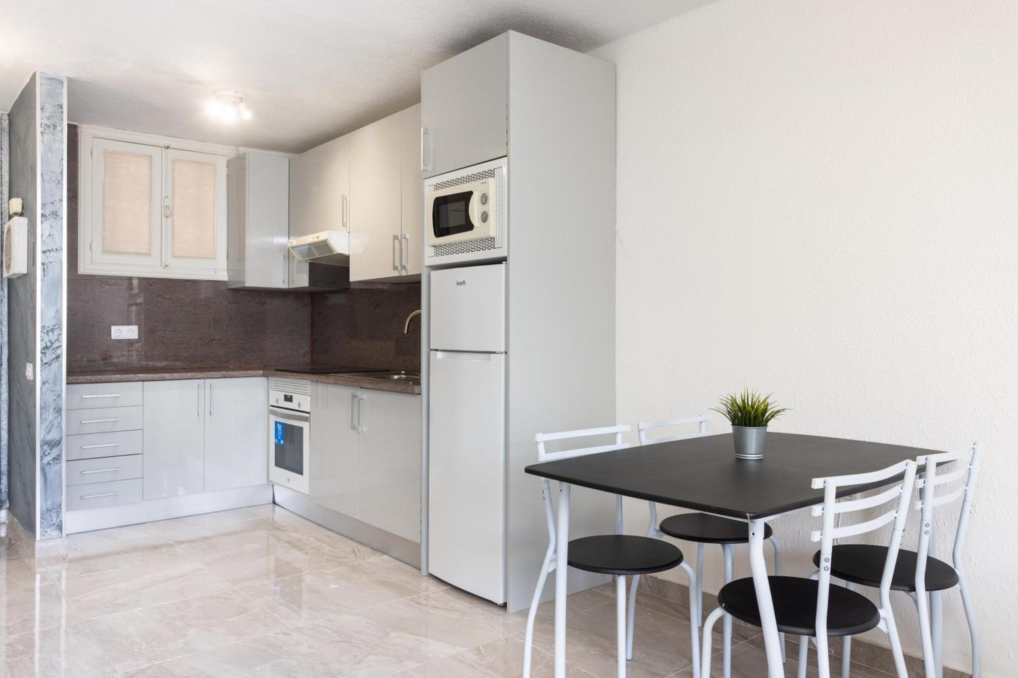 Classbnb - 3 Apartments 50M From The Las Americas Promenade أرونا المظهر الخارجي الصورة