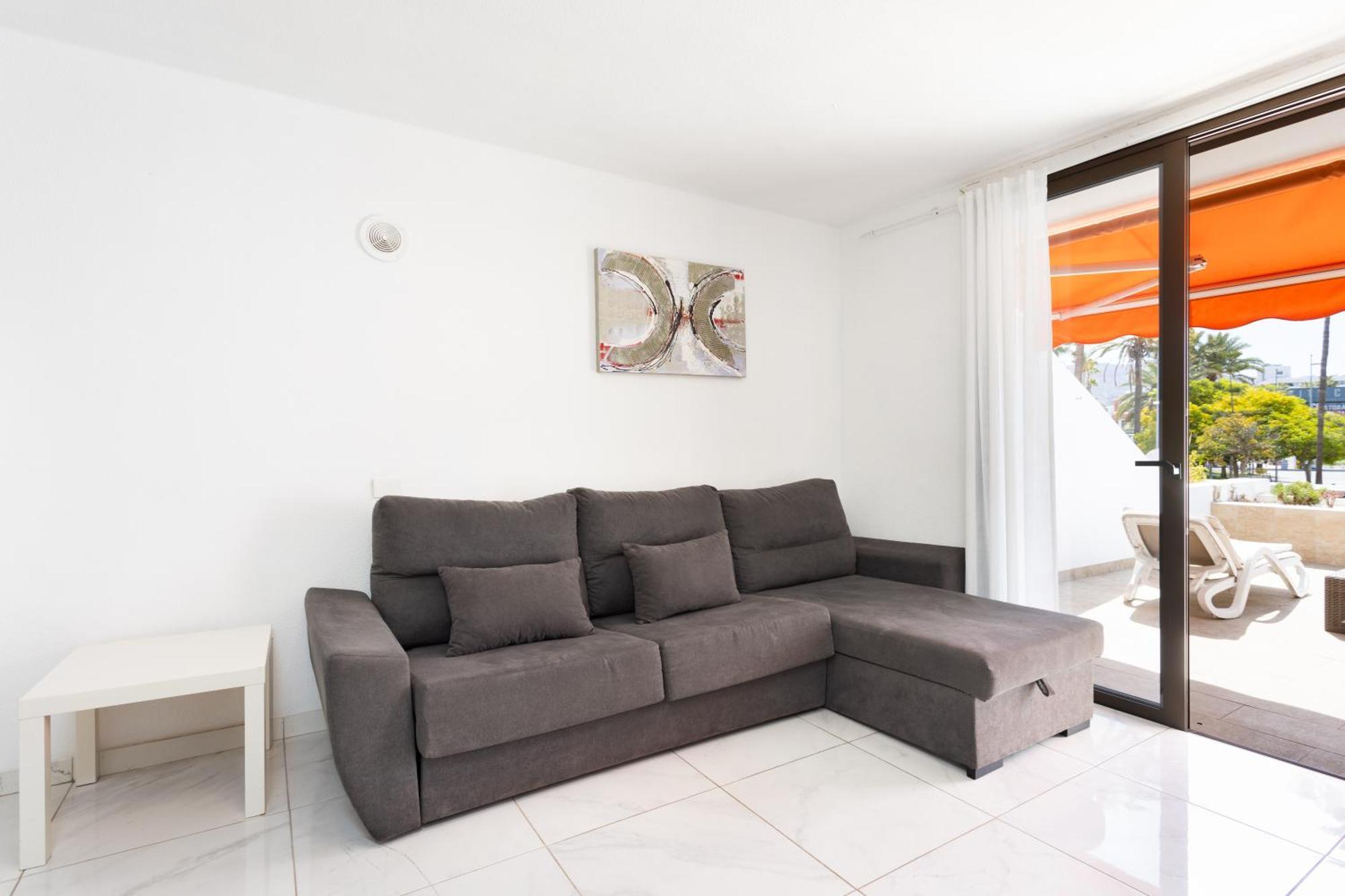 Classbnb - 3 Apartments 50M From The Las Americas Promenade أرونا المظهر الخارجي الصورة