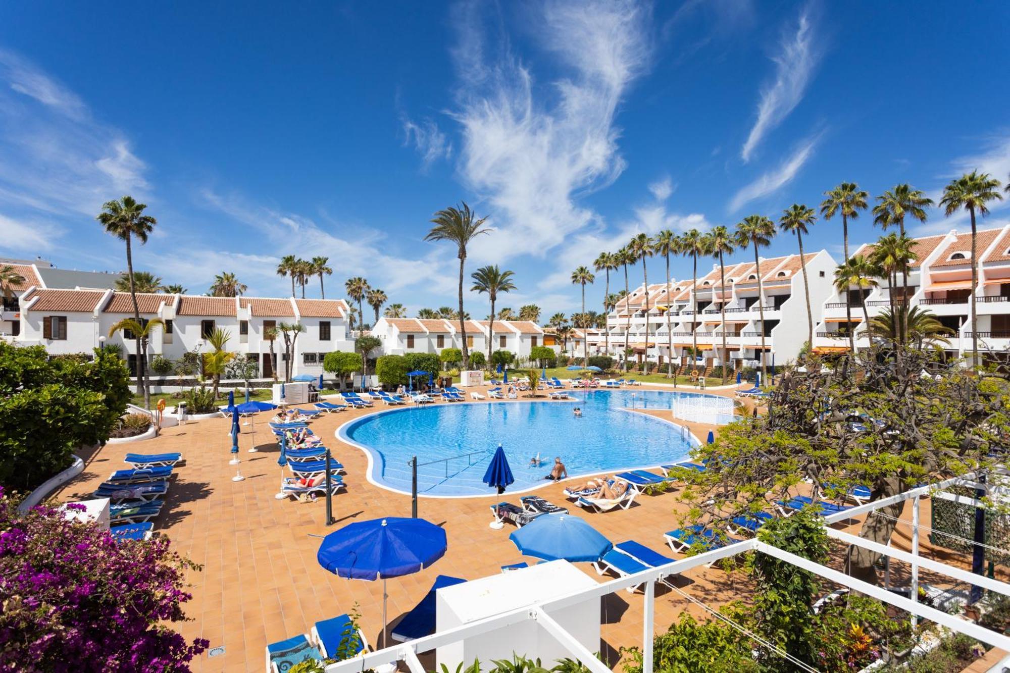 Classbnb - 3 Apartments 50M From The Las Americas Promenade أرونا المظهر الخارجي الصورة